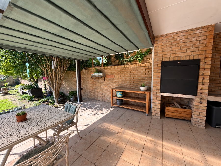 3 Bedroom Property for Sale in Heather Park Western Cape